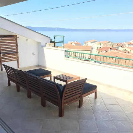 Apartments Leut 80M From The Sea Podgora Room photo