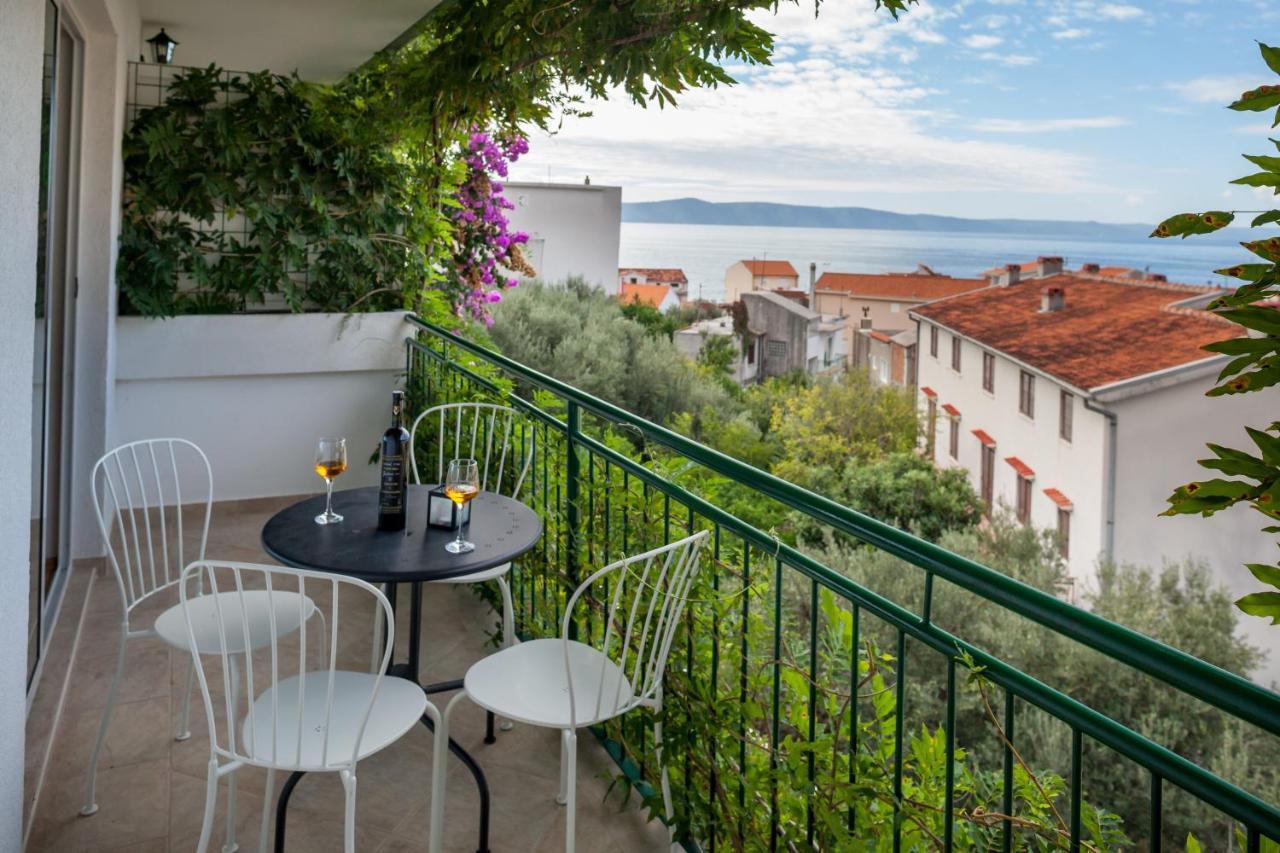 Leut 80m From The Sea Apartment