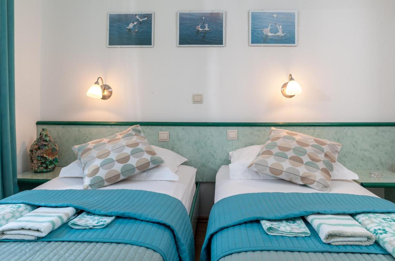 Leut 80m From The Sea Apartment *